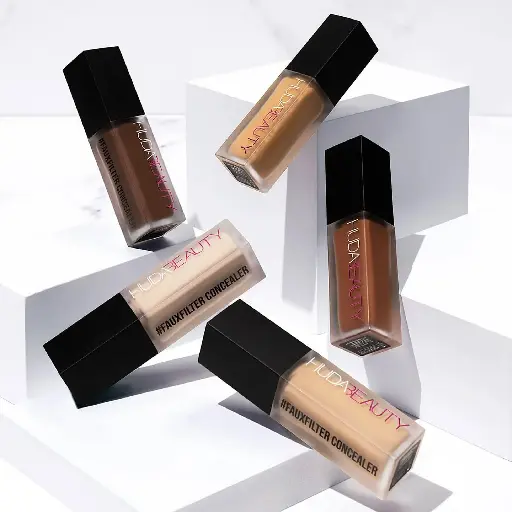 HUDA BEAUTY - #FAUXFILTER LUMINOUS MATTE CONCEALER 9ML